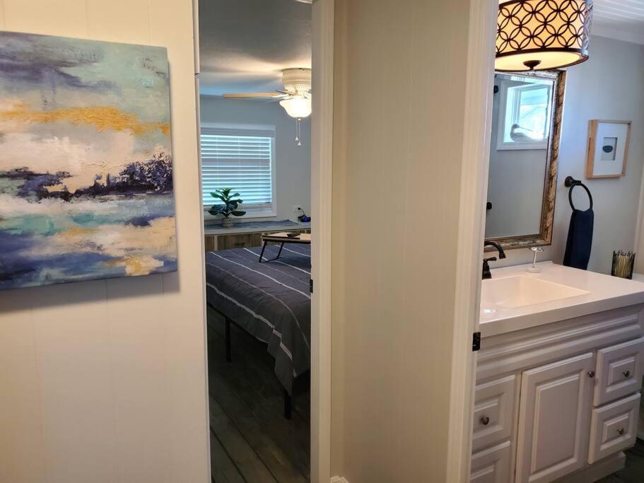 Vila 3 Bed, 2 Bath, Waterfront, Dock, Large Driveway Tavares Exteriér fotografie